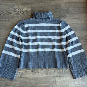 Coco & Shay Striped Gray and White Turtleneck Sweater